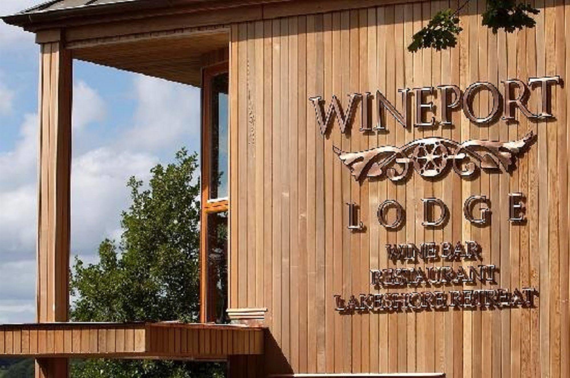 Wineport Lodge Glasson Εξωτερικό φωτογραφία